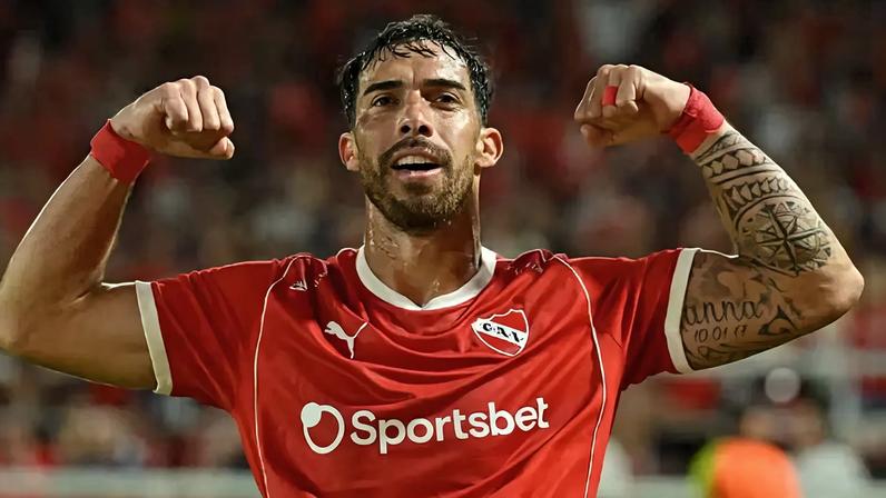 Gabriel Ávalos em ação pelo Independiente (Foto: Reprodução)