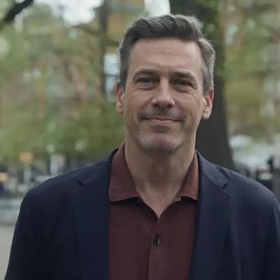Série Seus Amigos e Vizinhos é renovada para a 3ª temporada