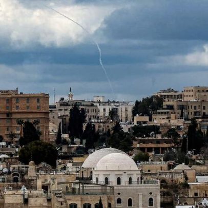 Companhias aéreas cancelam voos após ataques dos EUA e de Israel ao Irã