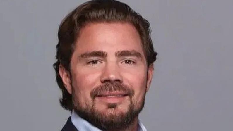 O banqueiro Daniel Vorcaro, dono do Banco Master e pivô das investigações da Operação Compliance Zero. (Foto: Gurometal/Wikimedia Commons)