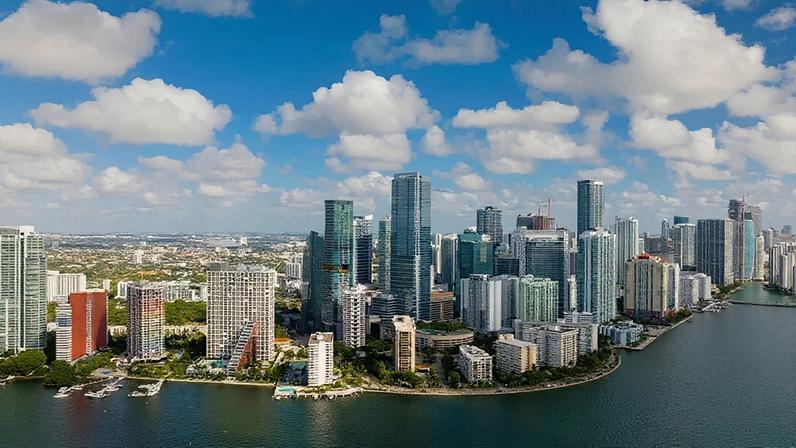 Número de vendas de imóveis para estrangeiros chegou a 5.300, alta de 33% em apenas um ano