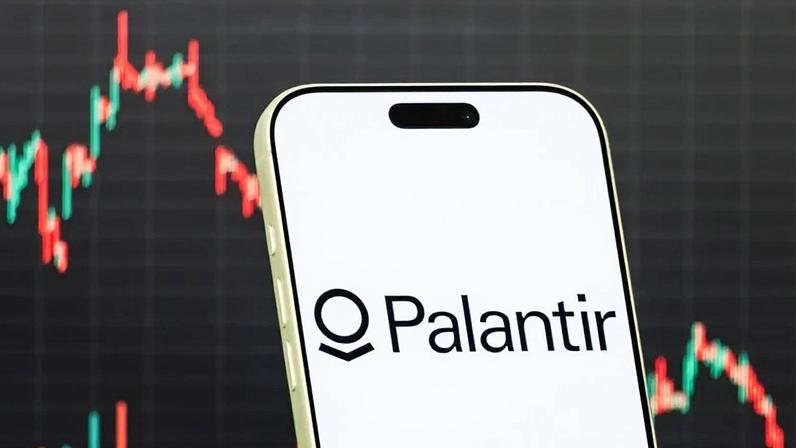 A Palantir é uma empresa de tecnologia emergente fundada por Peter Thiel em 2003 com o apoio da In-Q-Tel, o braço de capital de risco da CIA