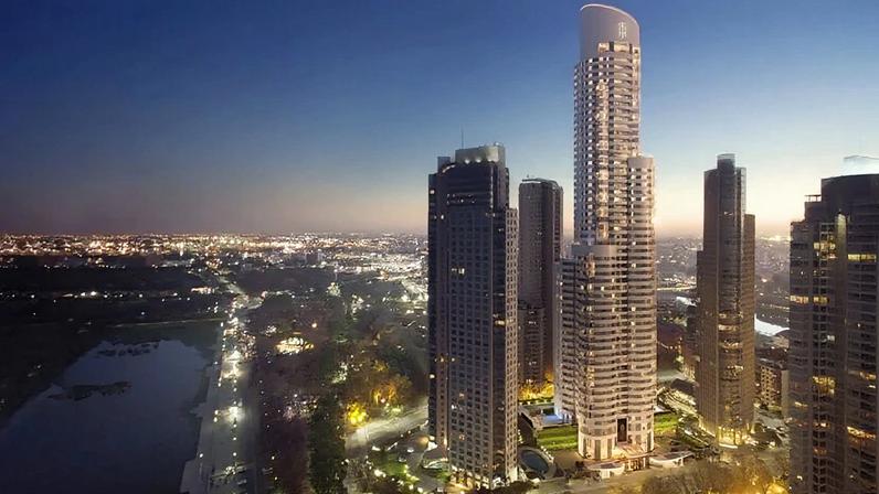 Com 239 metros de altura e 54 andares, a Alvear Tower não é apenas o arranha-céu mais imponente do país, mas também um símbolo do luxo urbano que redefiniu Puerto Madero