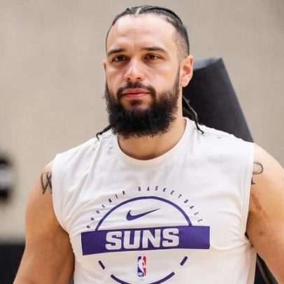 Dillon Brooks vira preocupação no Suns após Booker