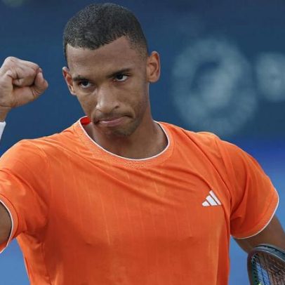 Aliassime avança às quartas em Dubai e encara Mensik