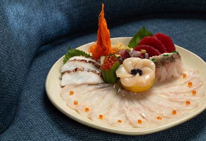 Bar japonês sofisticado leva ambientação de Tóquio para Copacabana