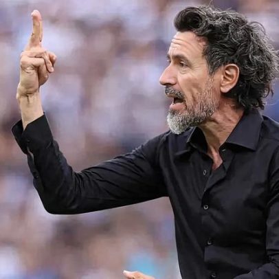 Atlético-MG negocia com Eduardo Domínguez, treinador do Estudiantes