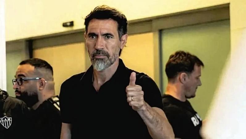 Eduardo Domínguez (Foto: reprodução Estudiantes)