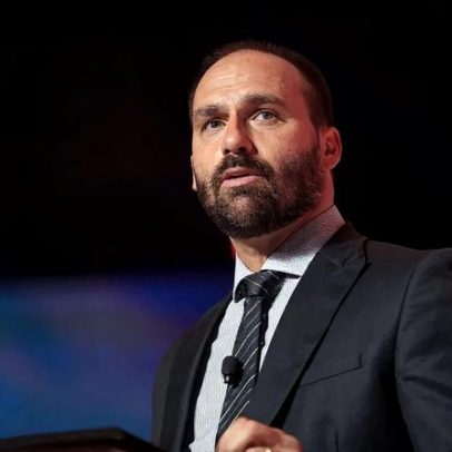 Polícia Federal afasta Eduardo Bolsonaro de escrivão por faltas injustificadas