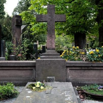 Nicodemus afirma que há ressurreição, independentemente de sepultamento