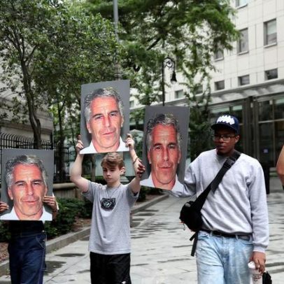 Letônia abre investigação de tráfico humano após divulgação de arquivo Epstein