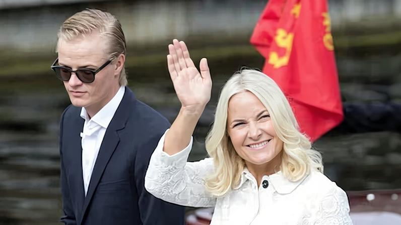 Arquivos de Epstein desestabilizam várias monarquias europeias