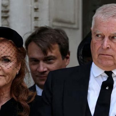 Fergie, ex-esposa de Andrew, também ligada a Epstein