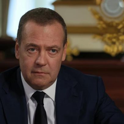 Rússia não quer um conflito global, afirma Medvedev