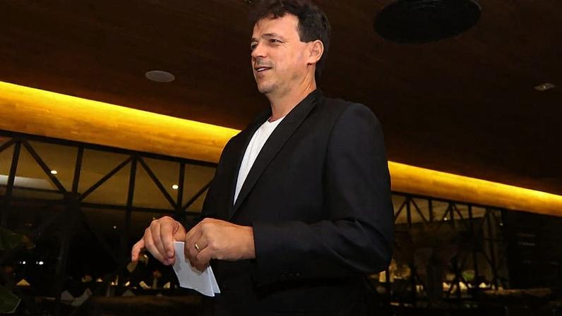 Seleção brasileira se apresenta em Belém com Diniz e jogadores do futebol nacional - Foto: Vitor Silva/CBF