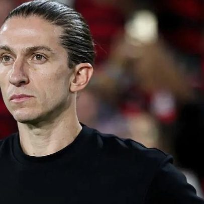 Filipe Luís define escalação do Flamengo para enfrentar o Botafogo