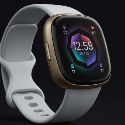 Fitbit Sense 2 atinge menor preço; Google encerra linha de smartwatches
