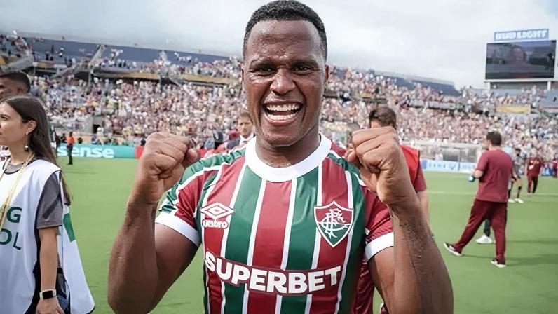 Arias vibra com classificação do Fluminense no Mundial