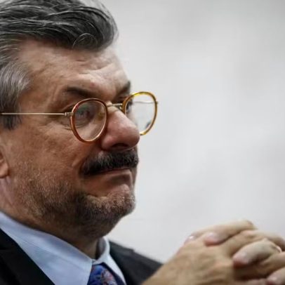 STJ afasta ministro acusado de importunação sexual