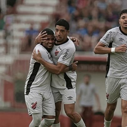 Athletico vence Foz do Iguaçu e avança à semifinal do Paranaense