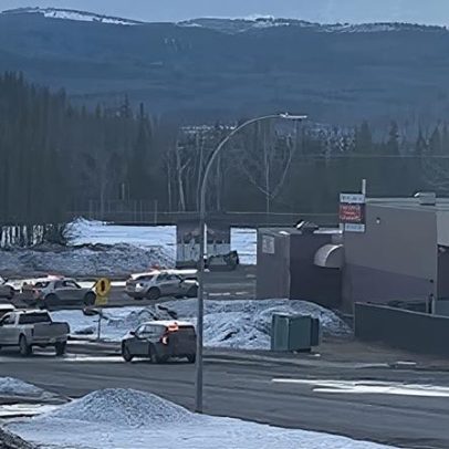 Vários mortos em tiroteio em escola no Canadá