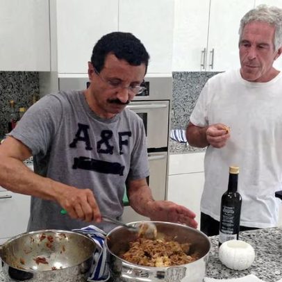 Epstein buscou criar rede de contatos influentes no Oriente Médio, documentos