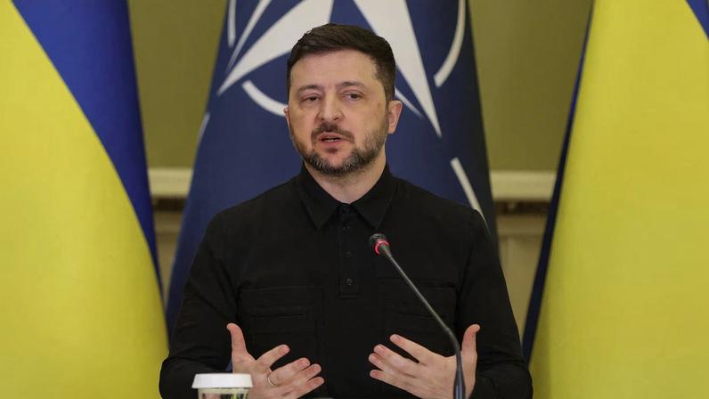 Ukraine's President Volodymyr Zelenskiy speaks to the media during a joint press conference with NATO Secretary General Mark Rutte (not pictured), amid Russia's attack on Ukraine, in Kyiv, Ukraine February 3, 2026. REUTERS/Anatolii Stepanov