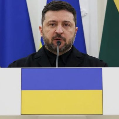 Zelenskiy diz que paz digna e duradoura é realista antes de negociações