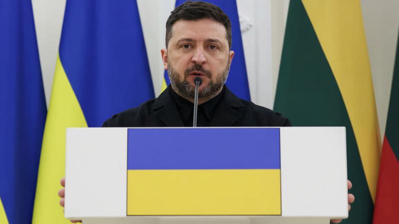 Ukrainian President Volodymyr Zelenskiy attends a press conference with Lithuanian President Gitanas Nauseda and Polish President Karol Nawrocki at the Presidential Palace in Vilnius, Lithuania, January 25, 2026.