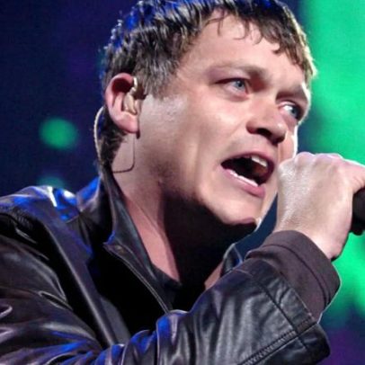 Brad Arnold, vocalista do 3 Doors Down, falece aos 47 anos