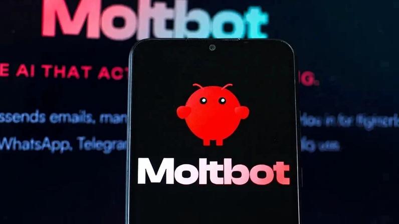 Moltbot: agente de IA ganhou fama por executar tarefas no computador, mas levantou debate sobre exageros e riscos reais (Getty Images)