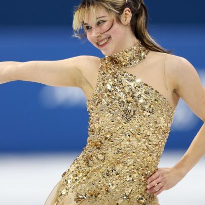 Alysa Liu conquista ouro na patinação e encerra jejum de 24 anos