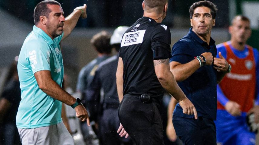 Juiz advertiu Abel Ferreira, técnico do Palmeiras