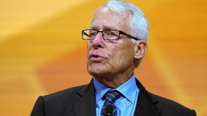 Rob Walton, ex-presidente do conselho do Walmart e filho mais velho do fundador Sam Walton, viu sua fortuna crescer US$ 3,3 bilhões