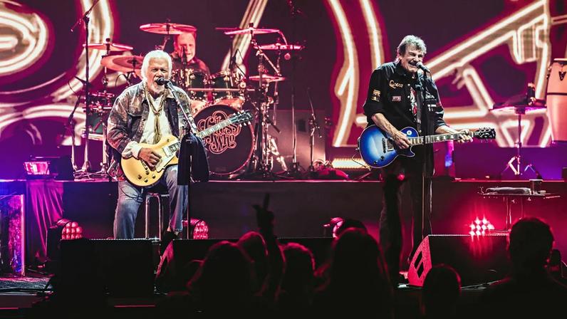 Randy Bachman and Burton Cummings will tour again as the Guess Who.