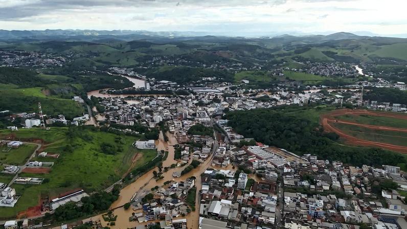 Cataguases é mais uma cidade mineira com enchentes após temporais – foto: Corpo de Bombeiros de Minas Gerais