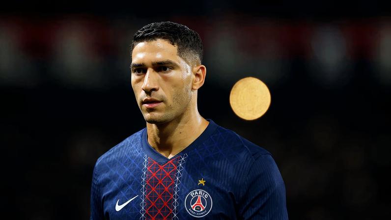 Soccer Football - UEFA Champions League - Paris St Germain v Atalanta - Parc des Princes, Paris, France - September 17, 2025 Paris St Germain's Achraf Hakimi REUTERS/Stephanie Lecocq/File Photo