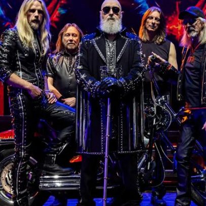 Rob Halford comenta inspiração de Breaking the Law em trecho de documentário