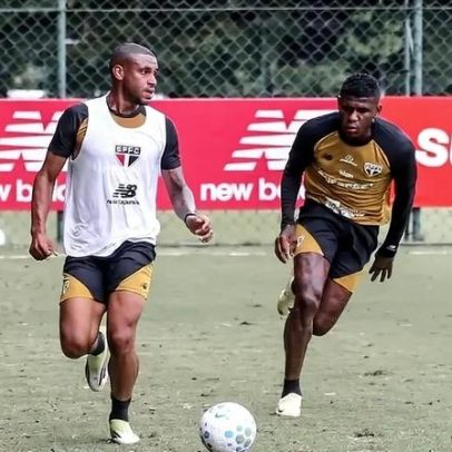 André Silva treina com elenco do São Paulo em reapresentação