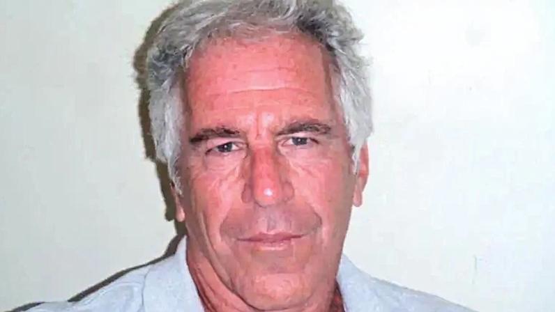 O falecido criminoso sexual Jeffrey Epstein, em foto divulgada pelo Departamento de Justiça dos EUA. (Foto: Divulgação/Departamento de Justiça dos EUA)