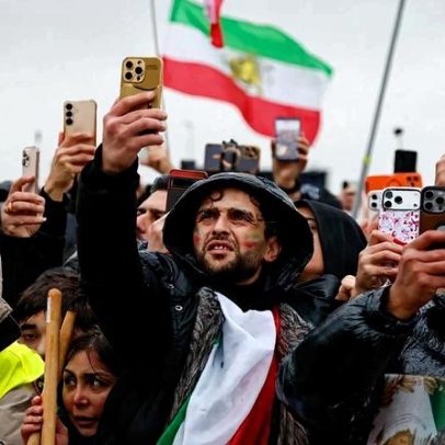 Cerca de 250 mil protestam em Munique contra regime iraniano