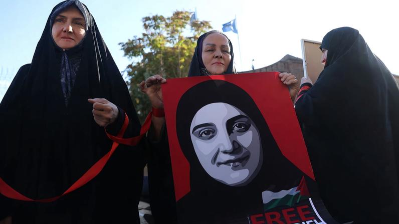 Gathering in support of an Iranian student prisoner in France, Mahdieh Esfandiari, in Tehran