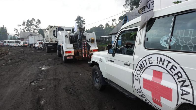 An International Committee of the Red Cross convoy escorts the now-unarmed Congolese soldiers and police officers, as well as their families who sought refuge at the United Nations Organization Stabilization Mission in the Democratic Republic of the Congo (MONUSCO) base since the capture by M23 rebels in January; in Goma, North Kivu province of the Democratic Republic of Congo, April 30, 2025.