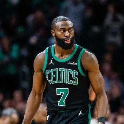 Celtics vencem Heat com atuação destacada de Jaylen Brown