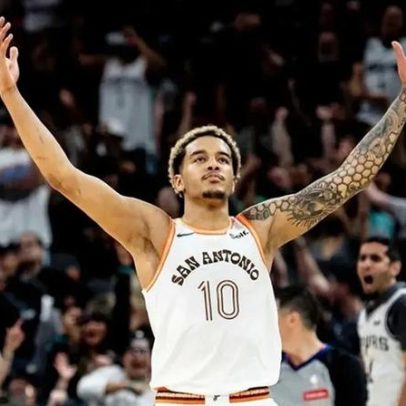 Knicks e Suns buscam troca por Jeremy Sochan