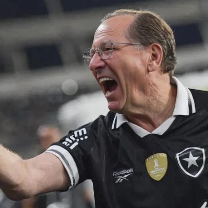 Textor acusa Ares de golpe ilegal para tirá-lo da Eagle prejudicando Botafogo