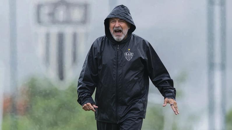 Jorge Sampaoli em treino do Galo (Foto: Pedro Souza / Atlético)