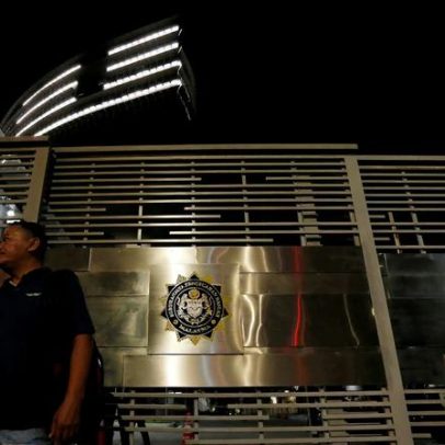 Chefe anti-corrupção da Malásia admite apuração sobre participação acionária