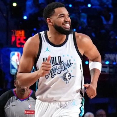 Shaquille O’Neal cobra Karl-Anthony Towns ao vivo em clima tenso