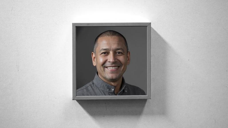 An image of Ron Kenoly.